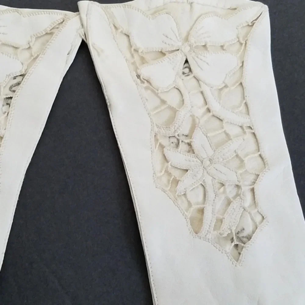 Vintage Kayser Italian Leather Cutout Gloves 6.5 White Bridal NOS 1950s Firm